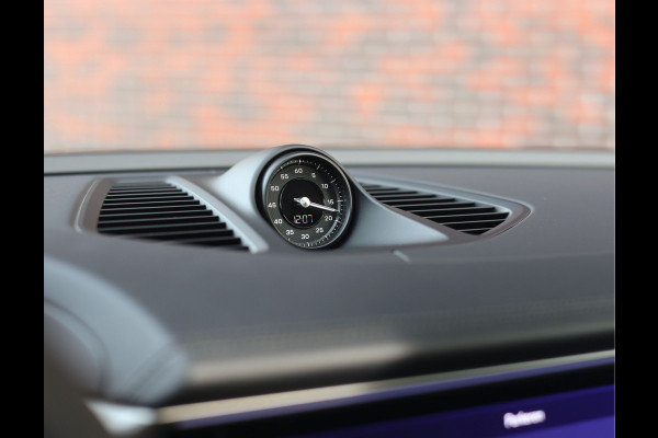 Porsche Macan 4 100 kWh | Pano - BOSE - Chrono