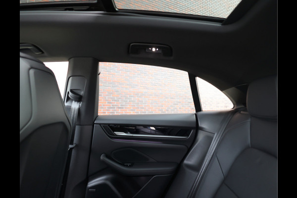 Porsche Macan 4 100 kWh | Pano - BOSE - Chrono