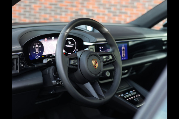 Porsche Macan 4 100 kWh | Pano - BOSE - Chrono