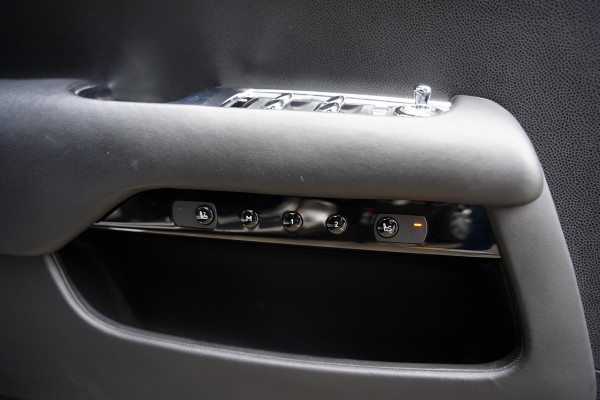 Rolls-Royce Dawn 6.6 V12 New Service Rolls Royce Cologne