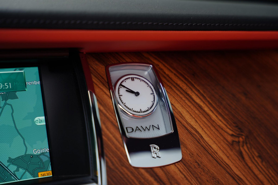 Rolls-Royce Dawn 6.6 V12 Dark Emerald 19 D.Km Bespoke Audio Teak Dek