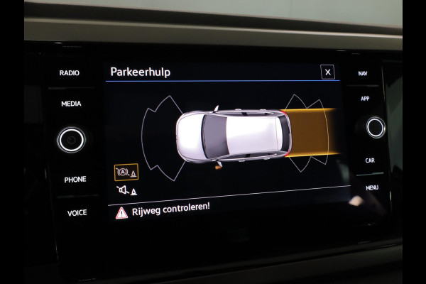 Volkswagen Polo 1.0 TSI R-Line Edition 95 pk | Navigatie | Parkeersensoren | Adaptieve cruise control | Apple Carplay/Android Auto |