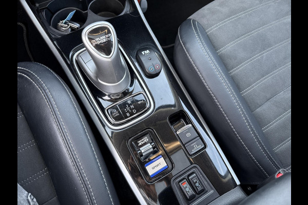 Mitsubishi Outlander 2.4 PHEV Intense+ schuifdak | trekhaak
