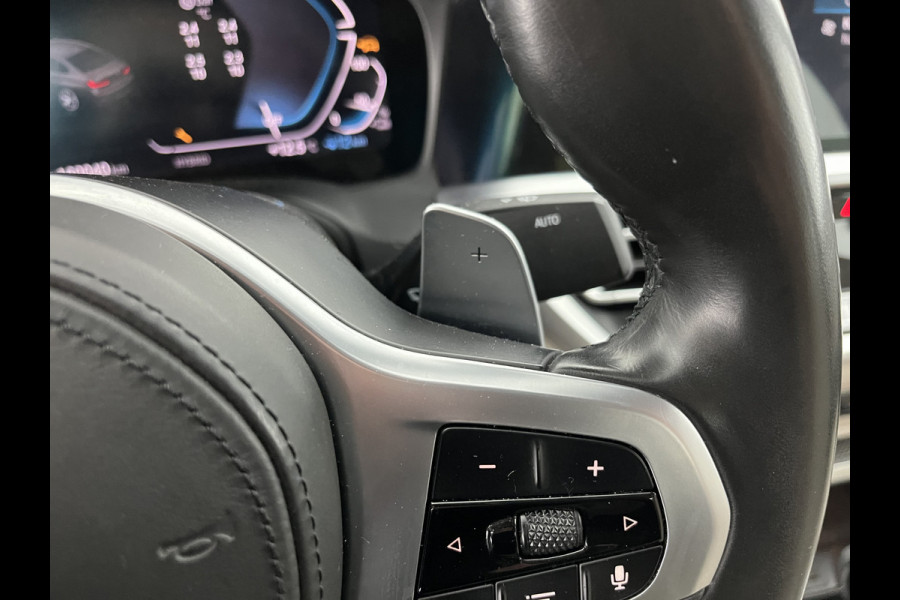 BMW 3-serie 330e M-Sportpack High Executive Performance Pack (INCL-BTW) *HEAD-UP | FULL-LEATHER | FULL-LED | HIFI-SOUND | CAMERA | HEATED-SPORTSEATS | CARPLAY | DIGI-COCKPIT | NAVI-FULLMAP | AMBIENT-LIGHT | ECC | PDC | CRUISE | 19''ALU*