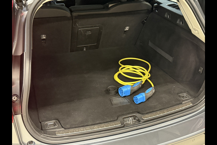 Volvo V60 2.0 T6 Twin Engine AWD Inscription | ACC | Panoramadak | Stoelverwarming | Apple Carplay | Camera