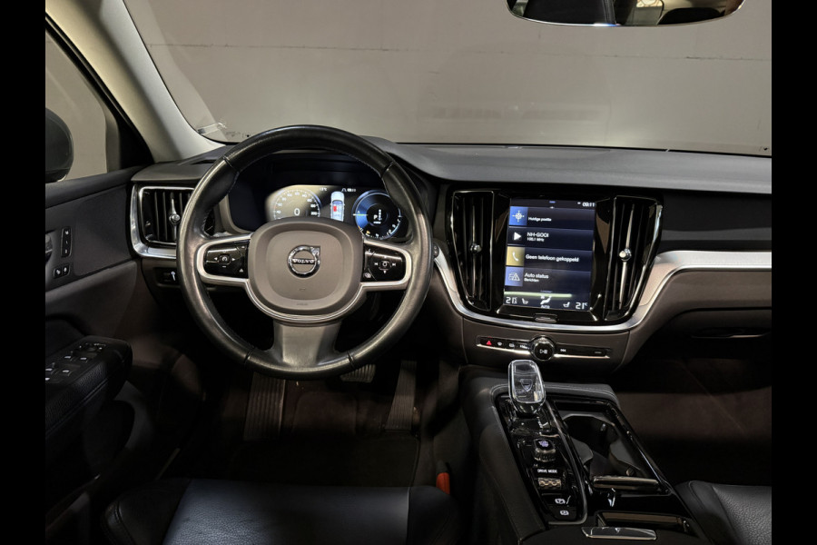 Volvo V60 2.0 T6 Twin Engine AWD Inscription | ACC | Panoramadak | Stoelverwarming | Apple Carplay | Camera