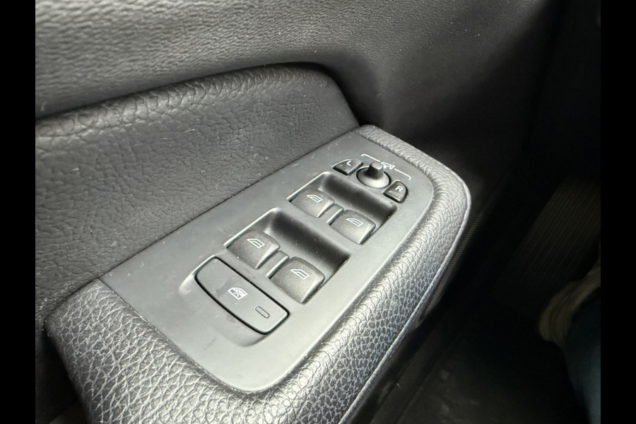 Volvo V60 2.0 T6 Twin Engine AWD Inscription | ACC | Panoramadak | Stoelverwarming | Apple Carplay | Camera