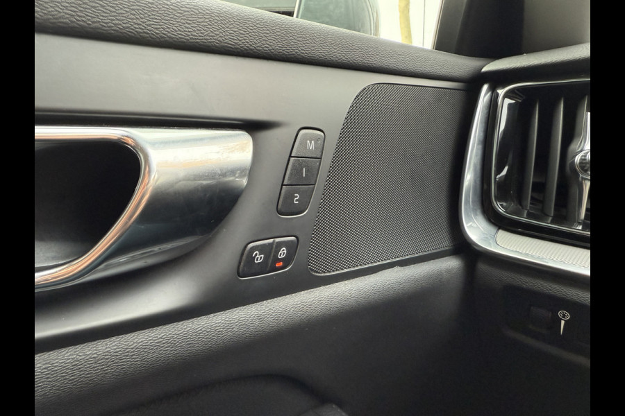 Volvo V60 2.0 T6 Twin Engine AWD Inscription | ACC | Panoramadak | Stoelverwarming | Apple Carplay | Camera