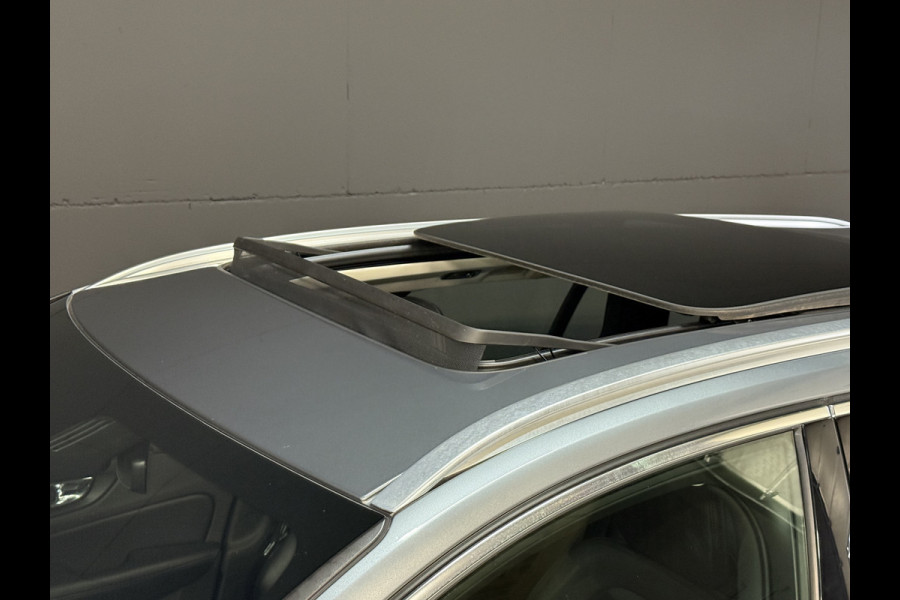 Volvo V60 2.0 T6 Twin Engine AWD Inscription | ACC | Panoramadak | Stoelverwarming | Apple Carplay | Camera