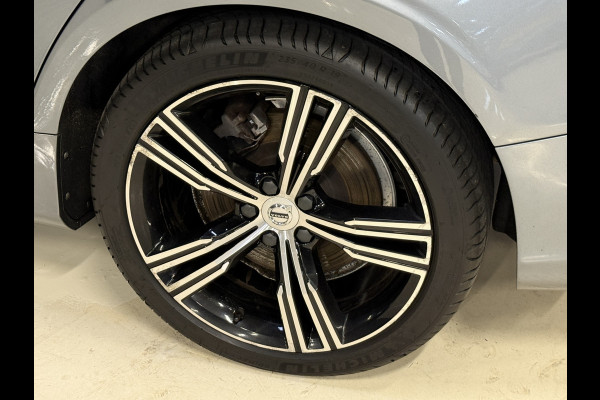 Volvo V60 2.0 T6 Twin Engine AWD Inscription | ACC | Panoramadak | Stoelverwarming | Apple Carplay | Camera