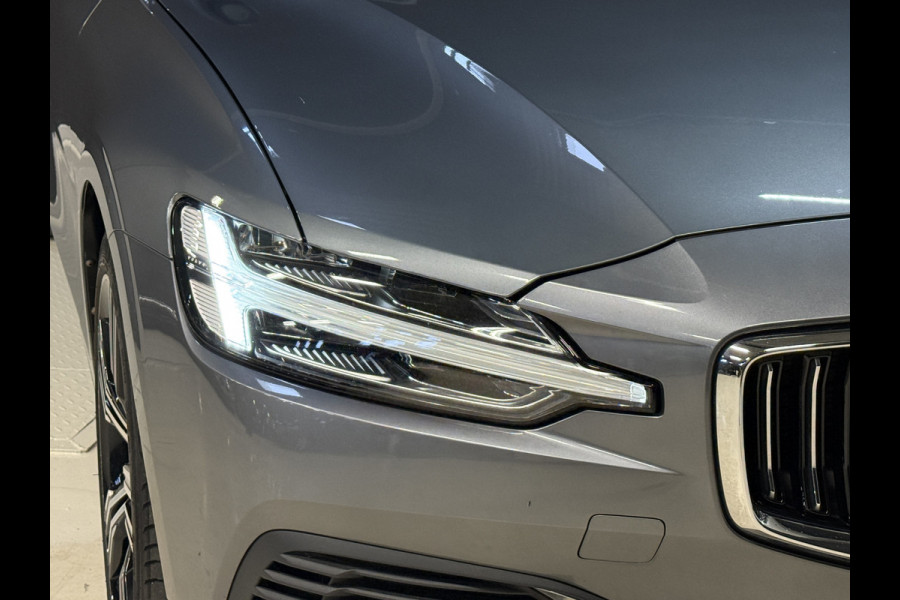 Volvo V60 2.0 T6 Twin Engine AWD Inscription | ACC | Panoramadak | Stoelverwarming | Apple Carplay | Camera