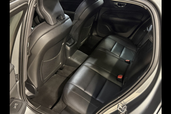 Volvo V60 2.0 T6 Twin Engine AWD Inscription | ACC | Panoramadak | Stoelverwarming | Apple Carplay | Camera