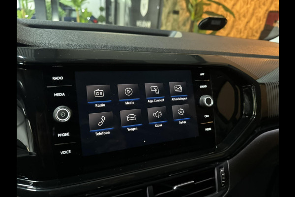 Volkswagen T-Cross 1.0 TSI Style Garantie Carplay StoelVW Blindspot Adoptieve Cruise Navi Clima Led Rijklaar