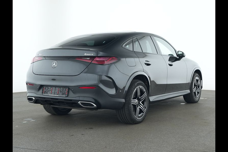 Mercedes-Benz GLC Coupé 300 e 4MATIC AMG Plug-In Hybride AMG Line Premium Plus | Night Pakket | Trekhaak | Alarm Klasse 3 | Distronic | Panorama Schuif-Kanteldak. Inclusief 24 maanden MB Certified garantie voor Europa.