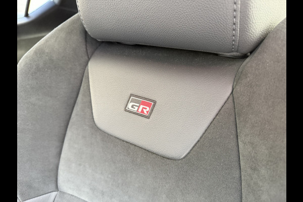 Toyota C-HR 2.0 Hybrid GR-Sport | BSM | LED | 19 inch | 10 jr GARANTIE | Rijklaar!!