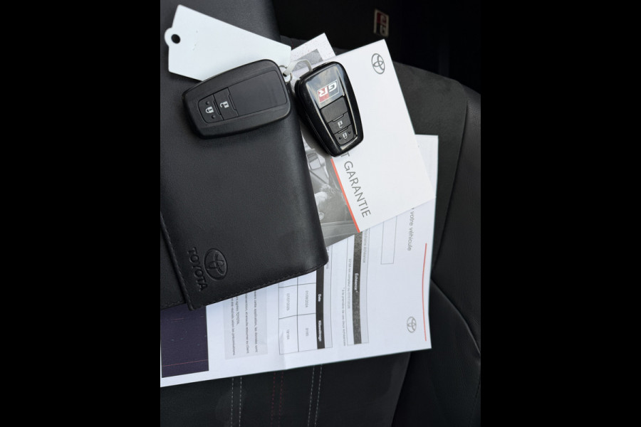 Toyota C-HR 2.0 Hybrid GR-Sport | BSM | LED | 19 inch | 10 jr GARANTIE | Rijklaar!!