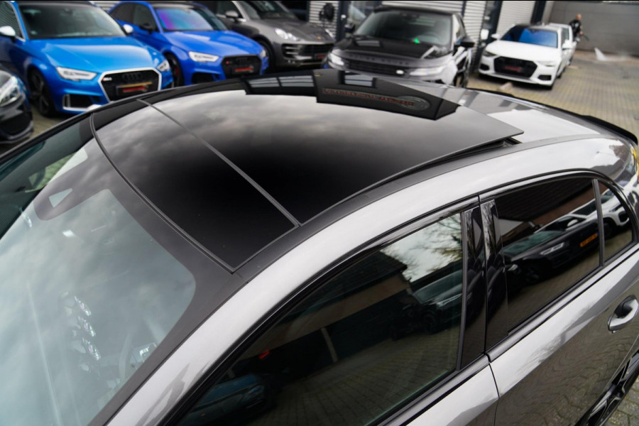 Mercedes-Benz A-Klasse 180 d Business Solution AMG | Panorama | Sfeerverlichting | Camera | Leder/Alcantara | AMG PAKKET | LED |