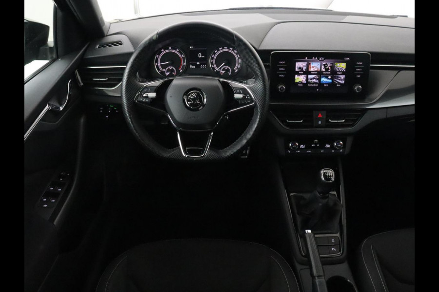 Škoda SCALA 1.0 TSI Sport | Stoelverwarming | Camera | Carplay | Climate control | Full LED | Cruise control | Sportstoelen | Parkeerhulp