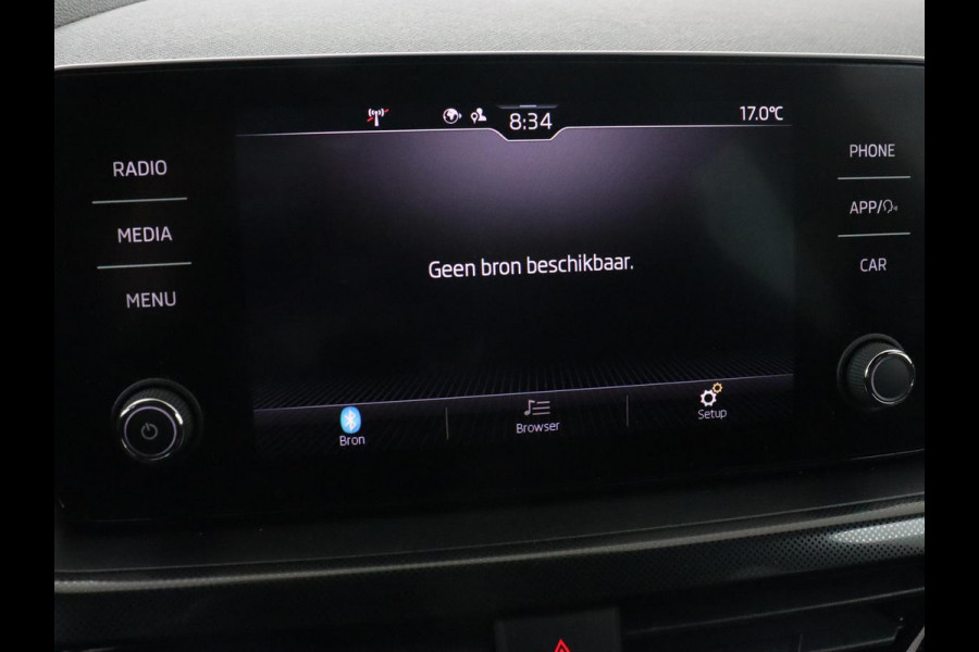 Škoda SCALA 1.0 TSI Sport | Stoelverwarming | Camera | Carplay | Climate control | Full LED | Cruise control | Sportstoelen | Parkeerhulp