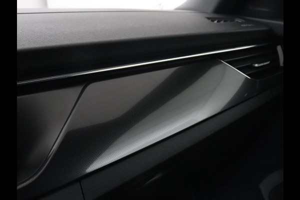 Škoda SCALA 1.0 TSI Sport | Stoelverwarming | Camera | Carplay | Climate control | Full LED | Cruise control | Sportstoelen | Parkeerhulp