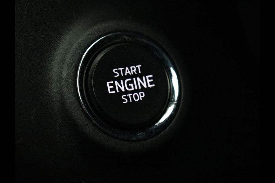 Škoda SCALA 1.0 TSI Sport | Stoelverwarming | Camera | Carplay | Climate control | Full LED | Cruise control | Sportstoelen | Parkeerhulp