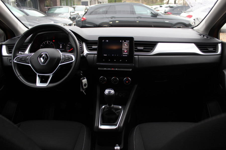 Renault Captur 1.0 TCe 90 Zen / Trekhaak / Camera / Navigatie / 17'' / Keyless / DAB / Cruise Control / Parkeerhulp V+A