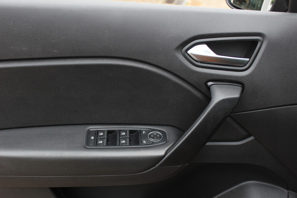 Renault Captur 1.0 TCe 90 Zen / Trekhaak / Camera / Navigatie / 17'' / Keyless / DAB / Cruise Control / Parkeerhulp V+A