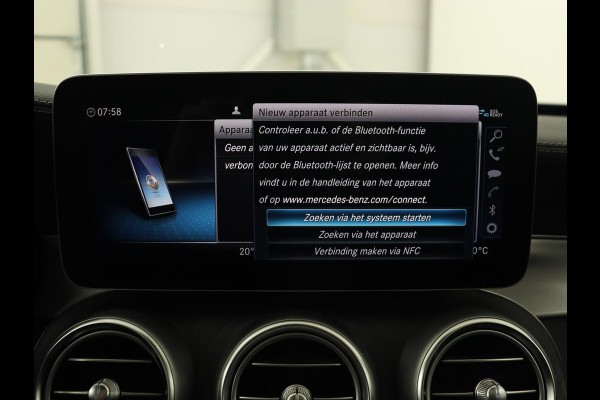 Mercedes-Benz C-Klasse 300e AMG Limited | Panoramadak | 360 Camera | Stoelverwarming | Carplay | Matrix LED | Leder/Alcantara | Navigatie | Park Assist | Sfeerverlichting | PHEV | Plug In