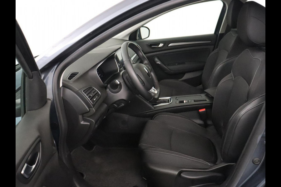 Renault Mégane 1.6 E-Tech Plug-In Hybrid 160 Business Zen | Carplay | Navigatie | Digital Cockpit | Parkeerhulp | Full LED | Climate control | DAB | Cruise control | Bluetooth | PHEV