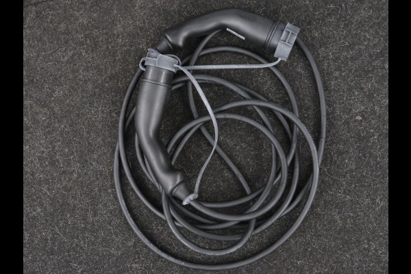 Renault Mégane 1.6 E-Tech Plug-In Hybrid 160 Business Zen | Carplay | Navigatie | Digital Cockpit | Parkeerhulp | Full LED | Climate control | DAB | Cruise control | Bluetooth | PHEV