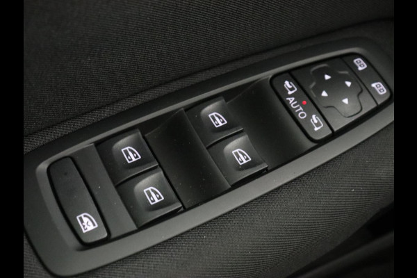 Renault Mégane 1.6 E-Tech Plug-In Hybrid 160 Business Zen | Carplay | Navigatie | Digital Cockpit | Parkeerhulp | Full LED | Climate control | DAB | Cruise control | Bluetooth | PHEV