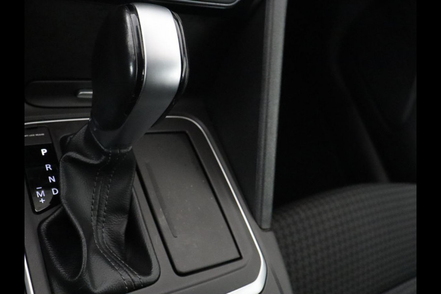 Renault Talisman 1.6 TCe Zen | Trekhaak | Massage | Carplay | Keyless | Parkeerhulp | Navigatie | Cruise control | Climate control | Bluetooth