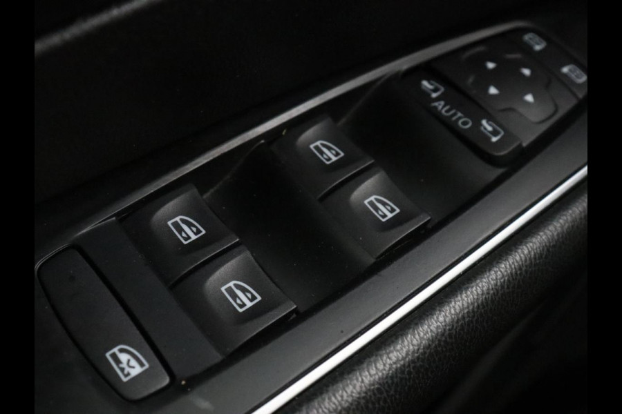 Renault Talisman 1.6 TCe Zen | Trekhaak | Massage | Carplay | Keyless | Parkeerhulp | Navigatie | Cruise control | Climate control | Bluetooth