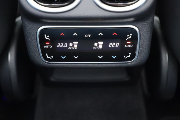 Mercedes-Benz GLC 400e AMG 4-Matic | 381PK | Pano | Massage | Keyles-go | Head-up | Sfeerverlichting | Burmester | Distronic+ | Memory | Stoelkoel