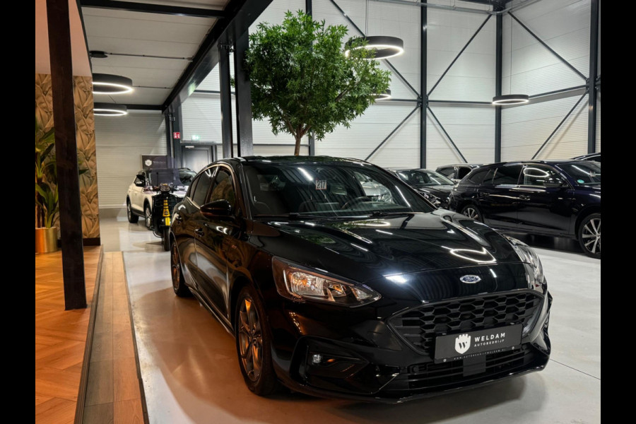 Ford Focus 1.0 EcoBoost ST Line Business Garantie Head-Up Camera PDC Cruise Navi Clima LED DAB Rijklaar