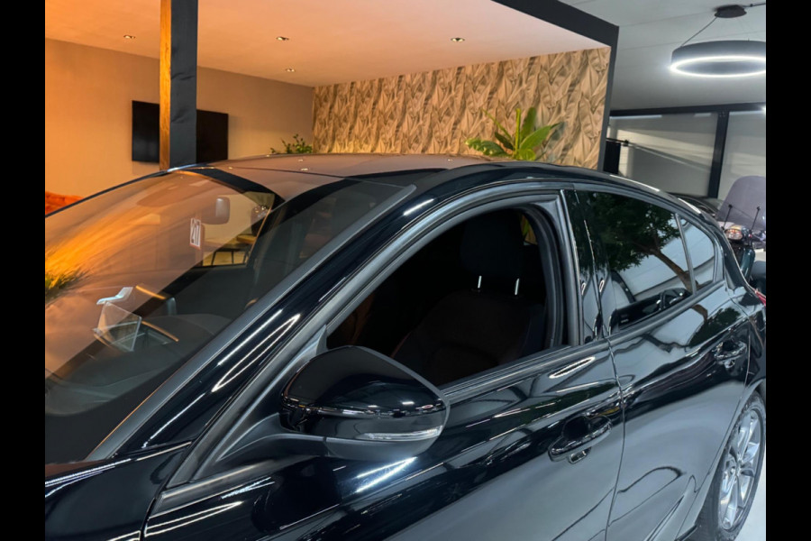 Ford Focus 1.0 EcoBoost ST Line Business Garantie Head-Up Camera PDC Cruise Navi Clima LED DAB Rijklaar