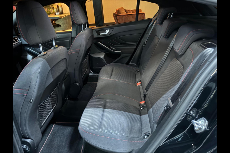 Ford Focus 1.0 EcoBoost ST Line Business Garantie Head-Up Camera PDC Cruise Navi Clima LED DAB Rijklaar