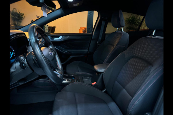 Ford Focus 1.0 EcoBoost ST Line Business Garantie Head-Up Camera PDC Cruise Navi Clima LED DAB Rijklaar