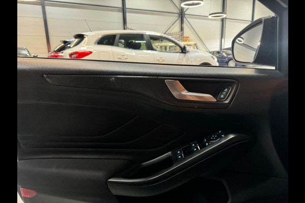 Ford Focus 1.0 EcoBoost ST Line Business Garantie Head-Up Camera PDC Cruise Navi Clima LED DAB Rijklaar