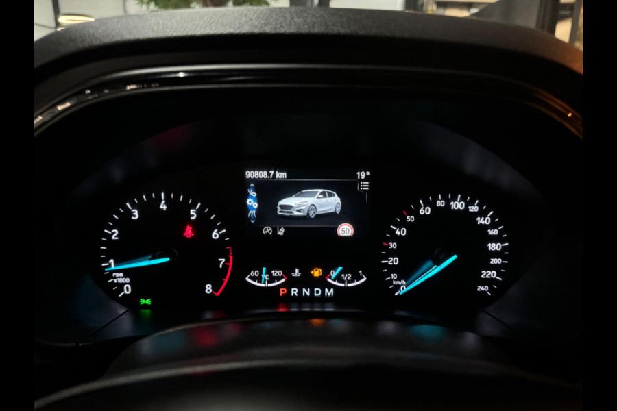 Ford Focus 1.0 EcoBoost ST Line Business Garantie Head-Up Camera PDC Cruise Navi Clima LED DAB Rijklaar