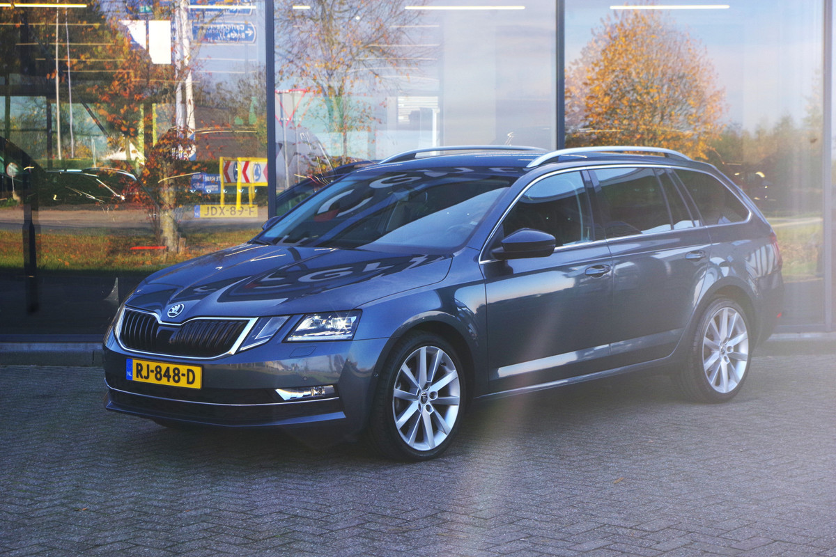 Škoda Octavia Combi 1.0 TSI 115 PK Greentech Style Business, Leder-Alcantara, Carplay