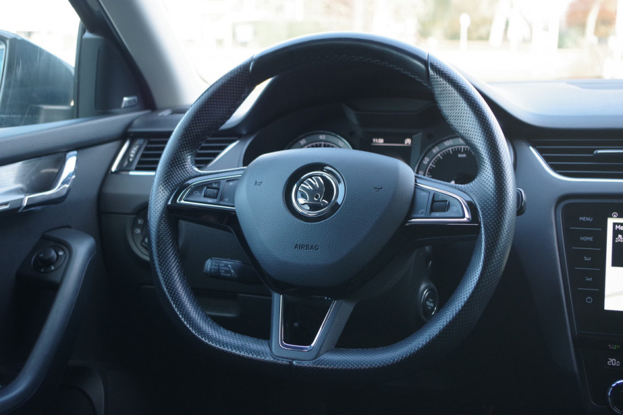 Škoda Octavia Combi 1.0 TSI 115 PK Greentech Style Business, Leder-Alcantara, Carplay