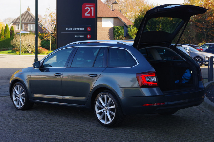 Škoda Octavia Combi 1.0 TSI 115 PK Greentech Style Business, Leder-Alcantara, Carplay