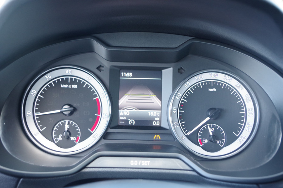 Škoda Octavia Combi 1.0 TSI 115 PK Greentech Style Business, Leder-Alcantara, Carplay