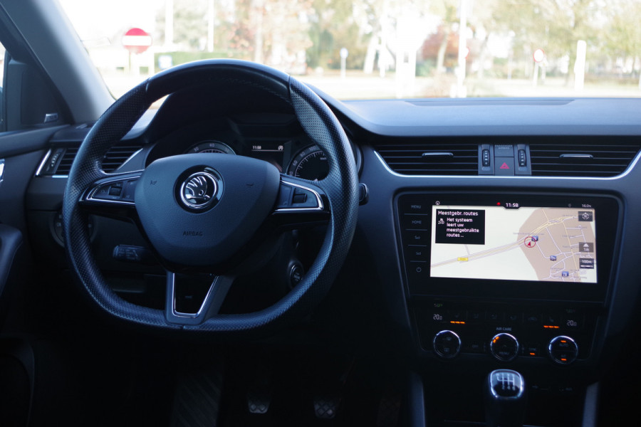 Škoda Octavia Combi 1.0 TSI 115 PK Greentech Style Business, Leder-Alcantara, Carplay