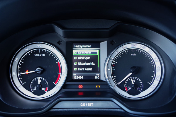 Škoda Octavia Combi 1.0 TSI 115 PK Greentech Style Business, Leder-Alcantara, Carplay