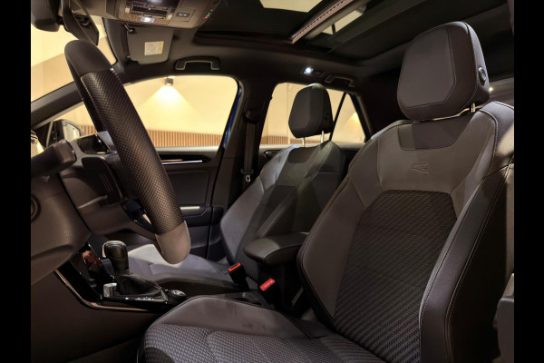 Volkswagen T-Roc 2.0 TSI 4Motion R 300PK Pano|Beats|Camera|Blind|ACC|Trekhaak|Virtual