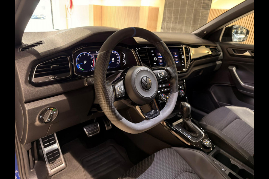 Volkswagen T-Roc 2.0 TSI 4Motion R 300PK Pano|Beats|Camera|Blind|ACC|Trekhaak|Virtual