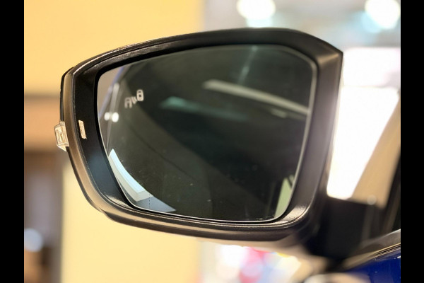 Volkswagen T-Roc 2.0 TSI 4Motion R 300PK Pano|Beats|Camera|Blind|ACC|Trekhaak|Virtual