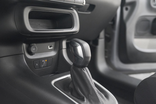 Citroën C3 PureTech 110 EAT6 Max | Parkeersensoren | Apple Carplay | 16 Inch Lichtmetalen Velgen